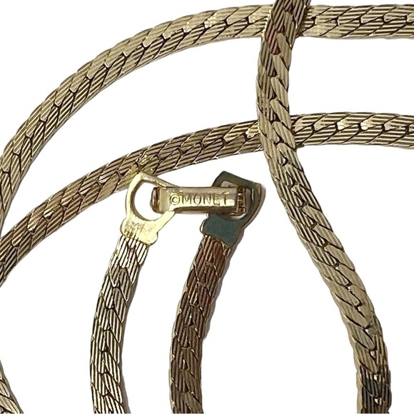 Vintage Monet Gold Plated Herringbone Chain Necklace 29” - Picture 3 of 5